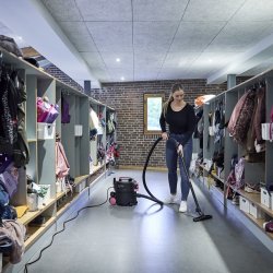 Stvsuger med HEPA-filter<br> Nilfisk VP 300 Pink Nordic